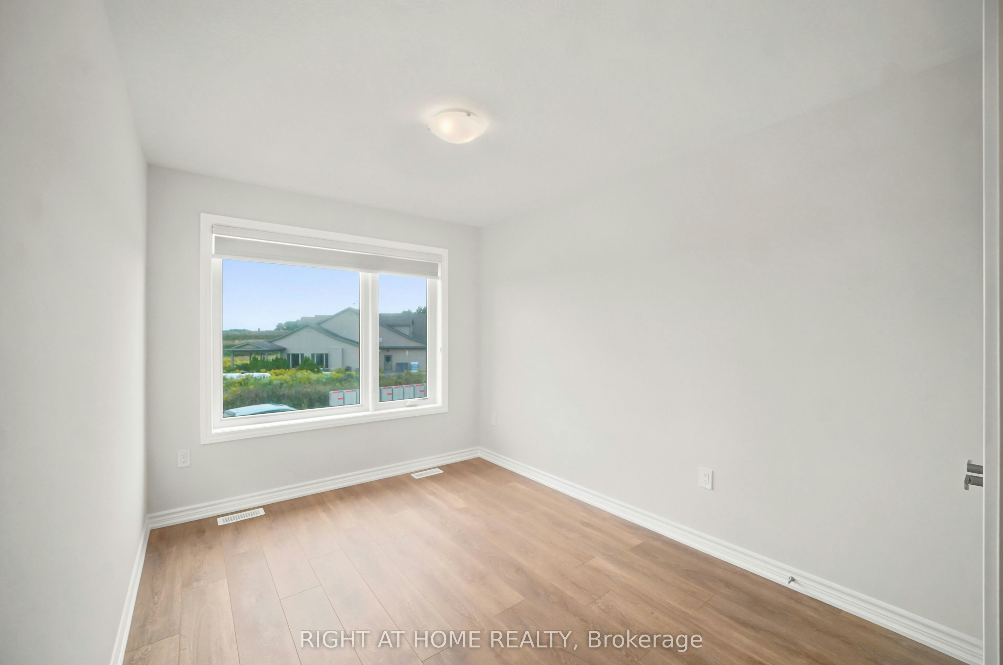 1128 Periwinkle Crescent, Woodstock, ON, N4T 0R5 - 17