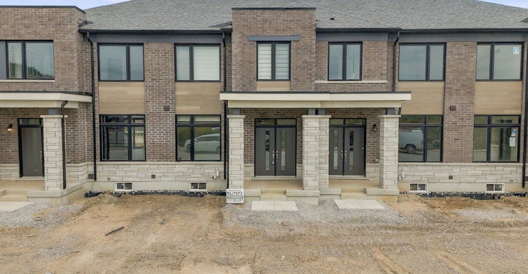 1128 Periwinkle Crescent, Woodstock, ON, N4T 0R5