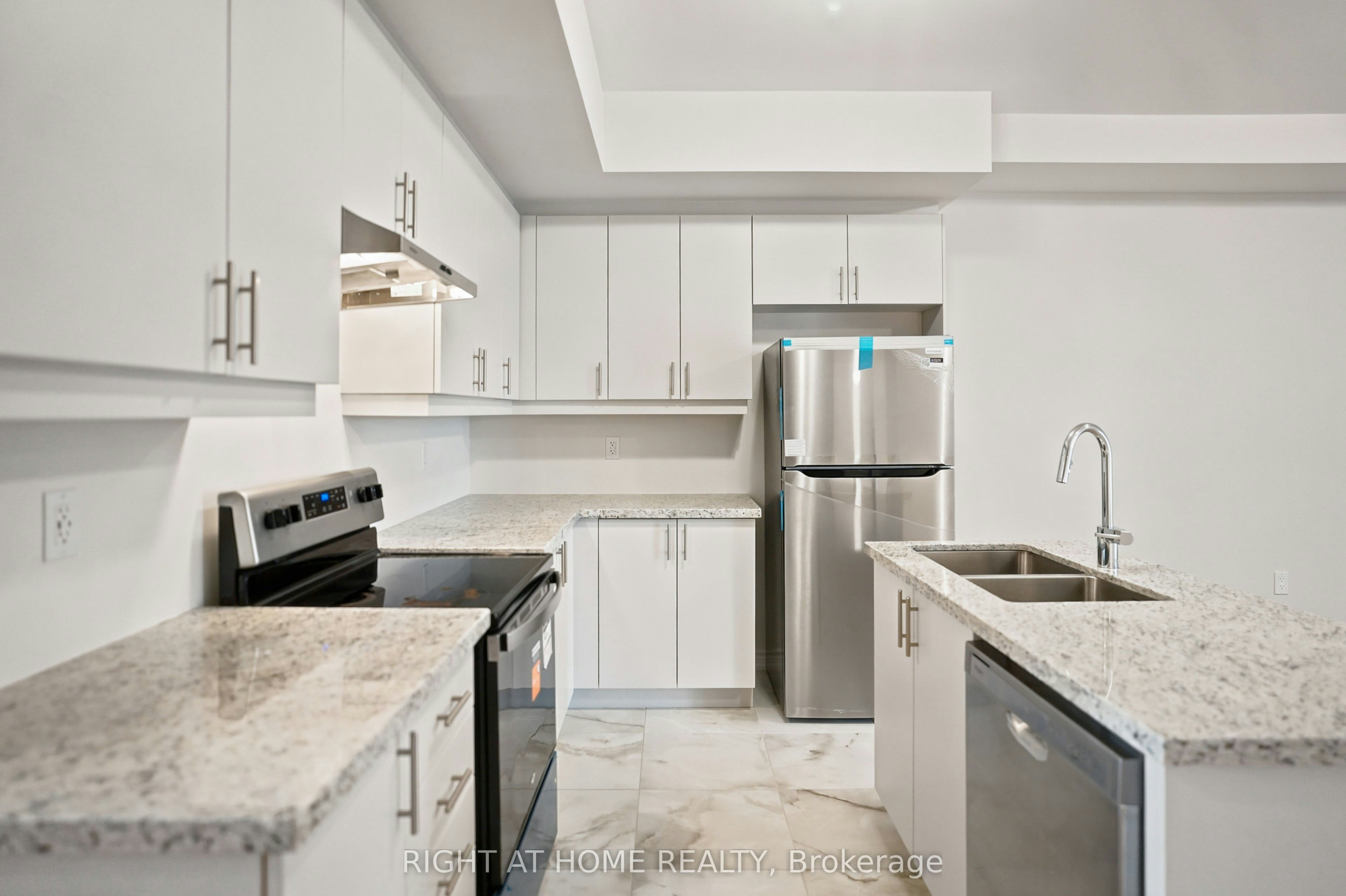 1128 Periwinkle Crescent, Woodstock, ON, N4T 0R5 - 6
