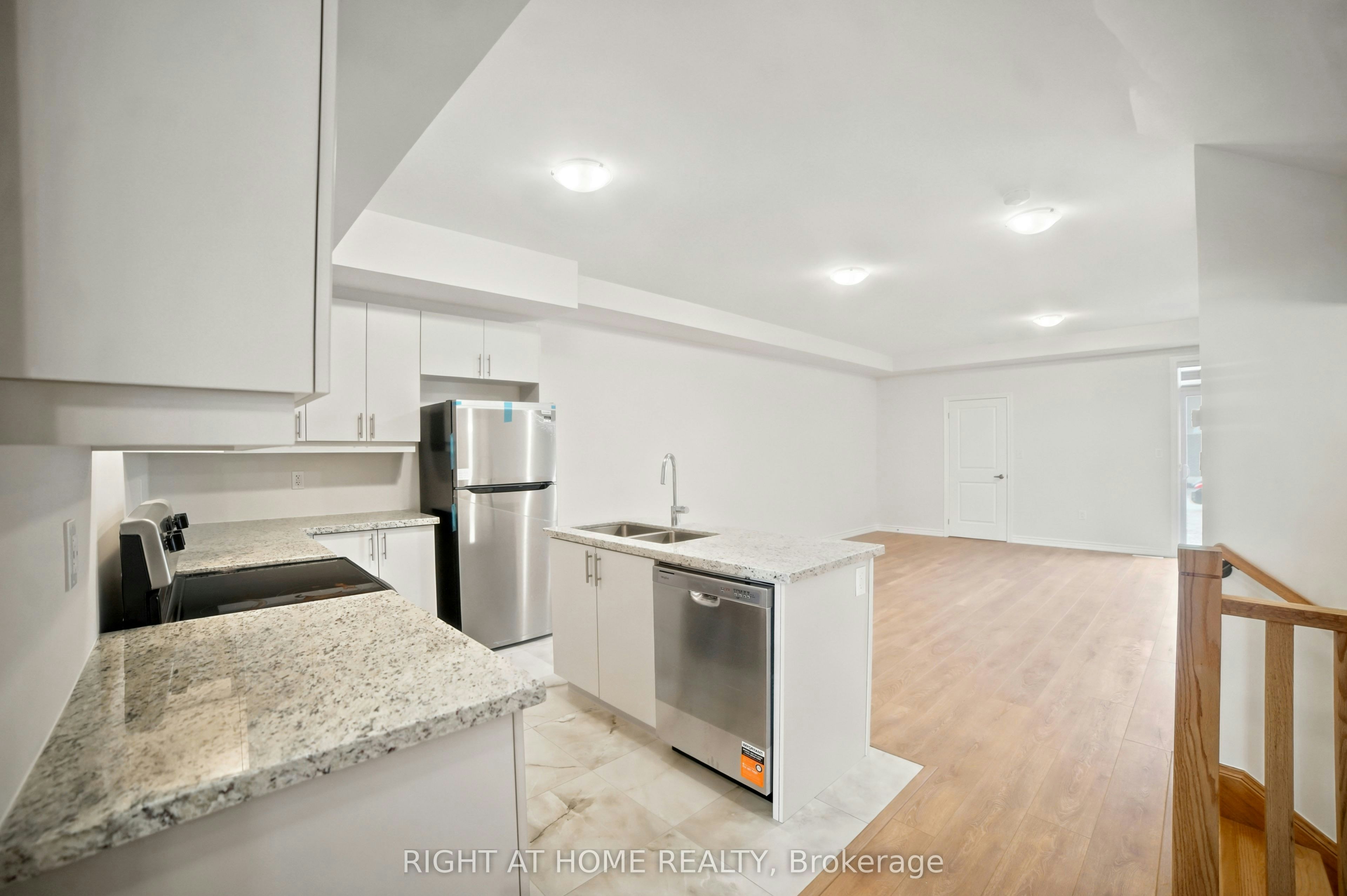 1128 Periwinkle Crescent, Woodstock, ON, N4T 0R5 - 11