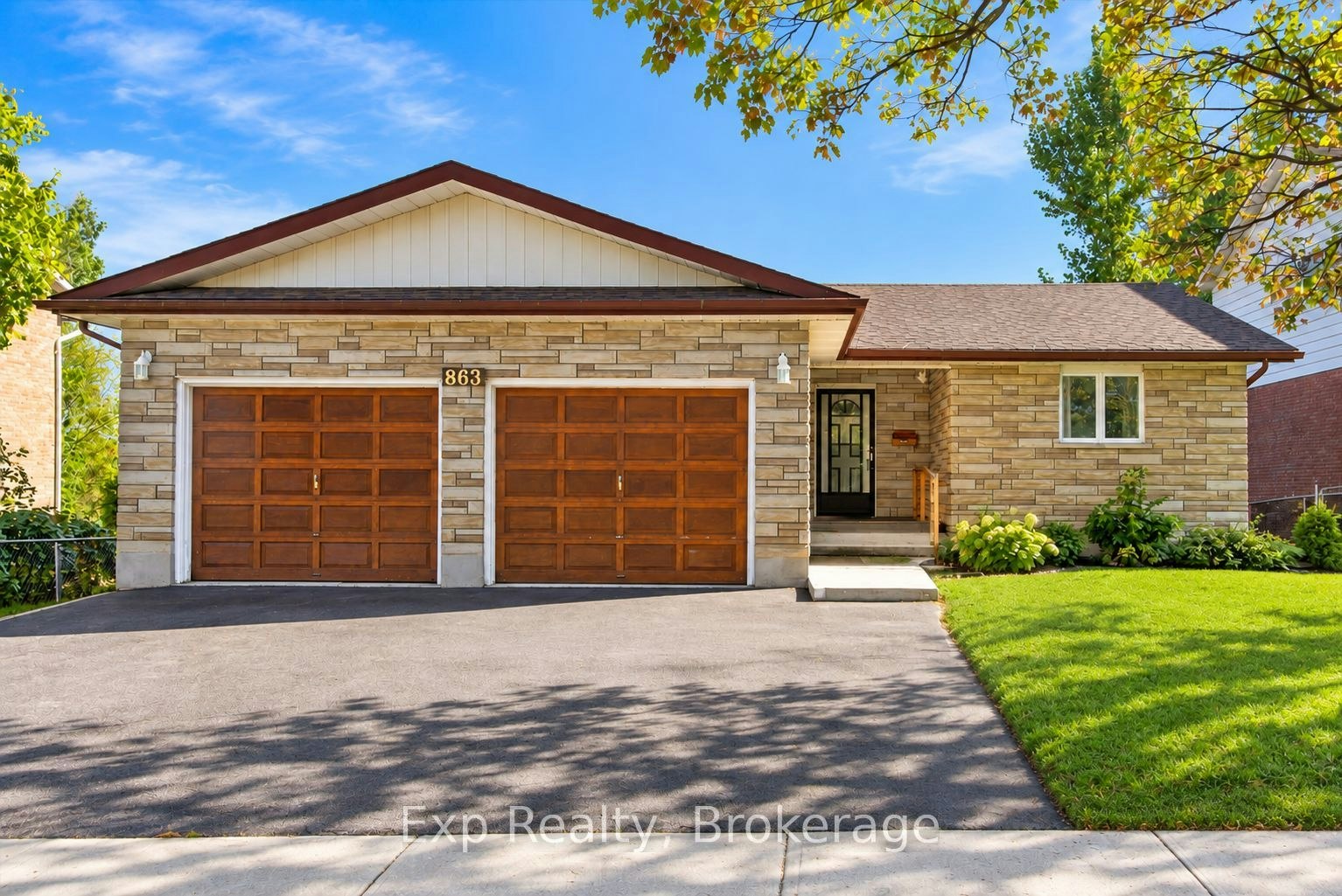 863 Wedgewood Court, Peterborough, ON, K9J 7T8