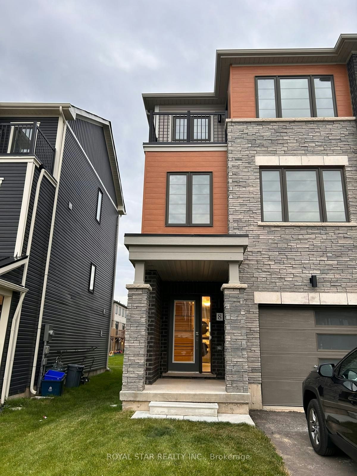 8 Baskett Street, Brantford, ON, N3T 5L5