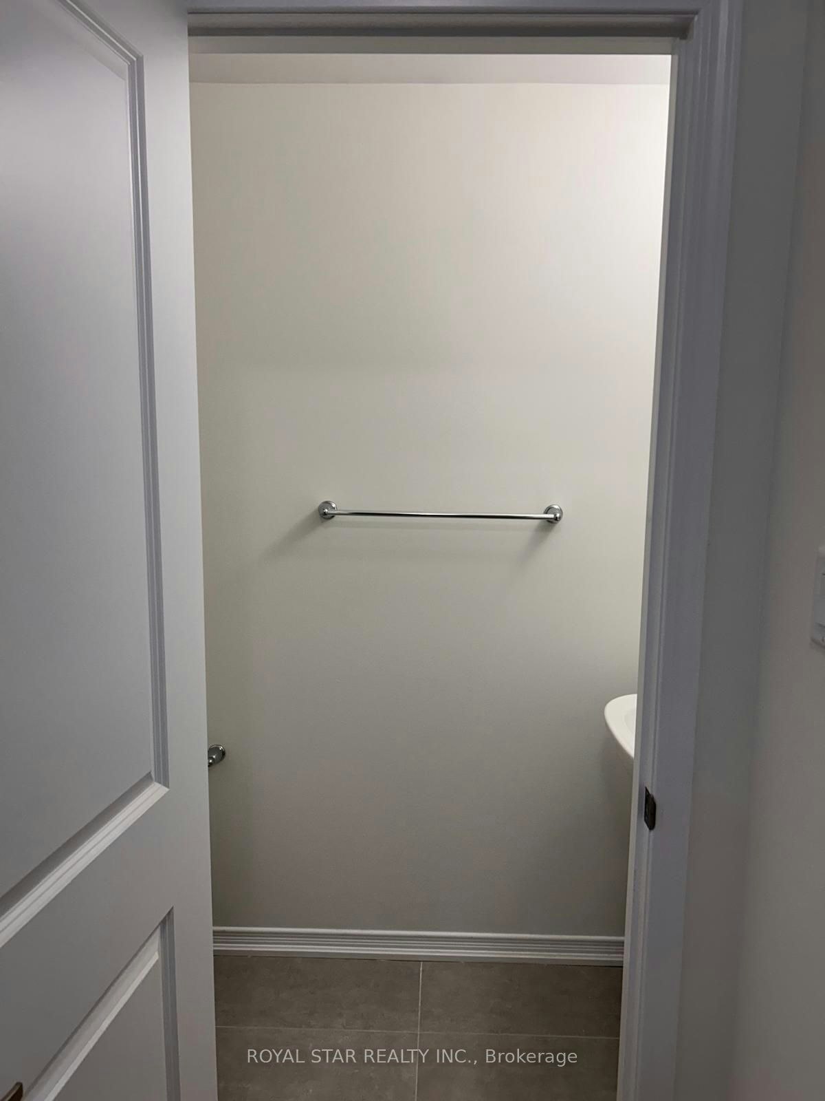 8 Baskett Street, Brantford, ON, N3T 5L5 - 24