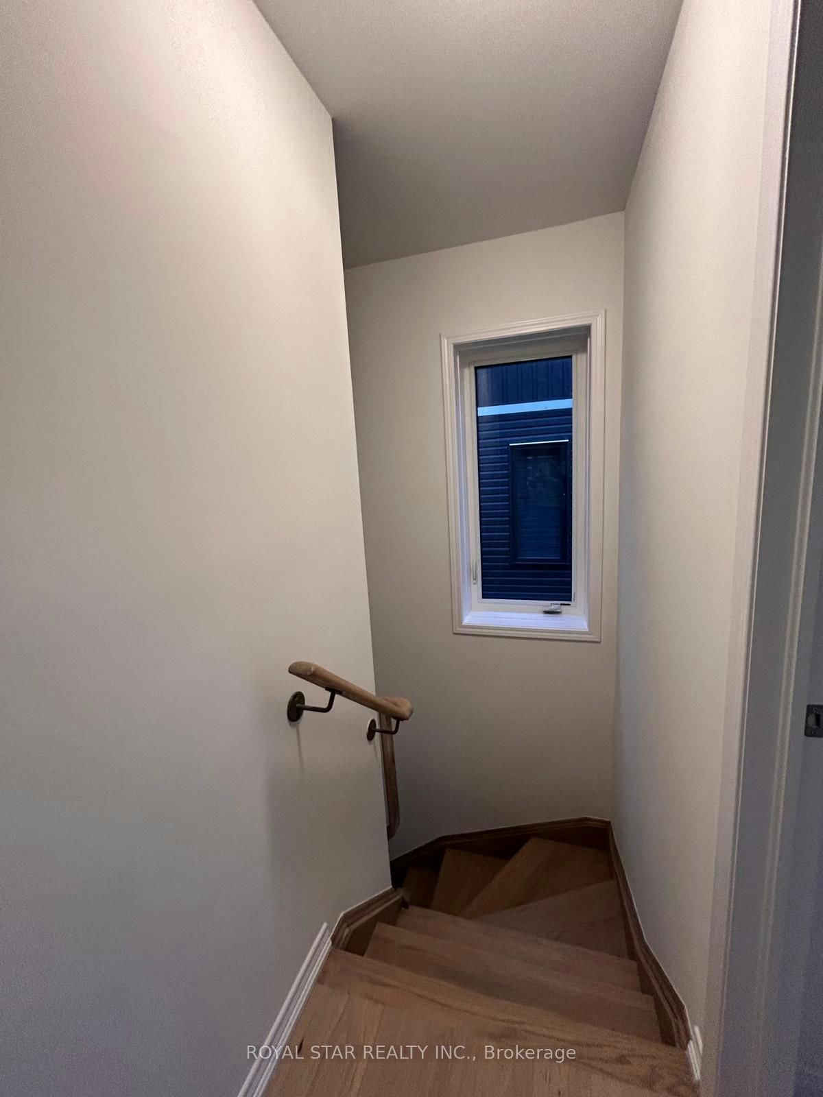 8 Baskett Street, Brantford, ON, N3T 5L5 - 28