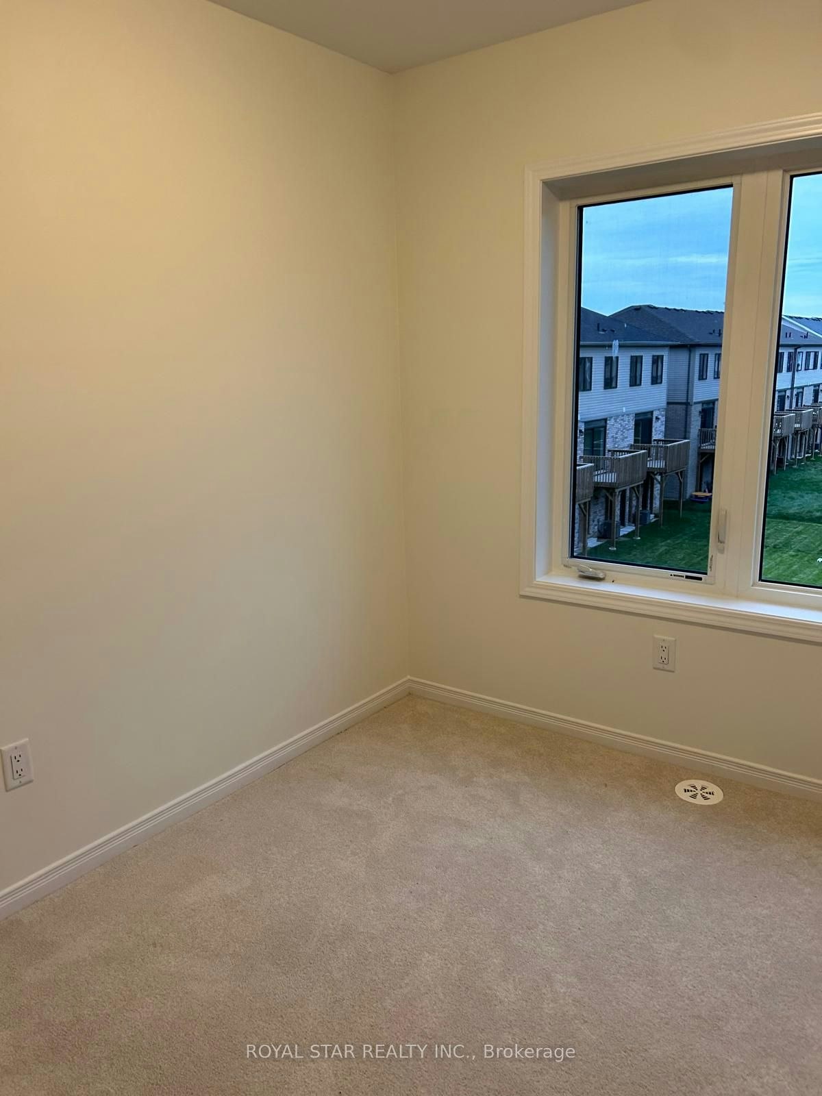 8 Baskett Street, Brantford, ON, N3T 5L5 - 17