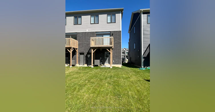 8 Baskett Street, Brantford, ON, N3T 5L5 - 35