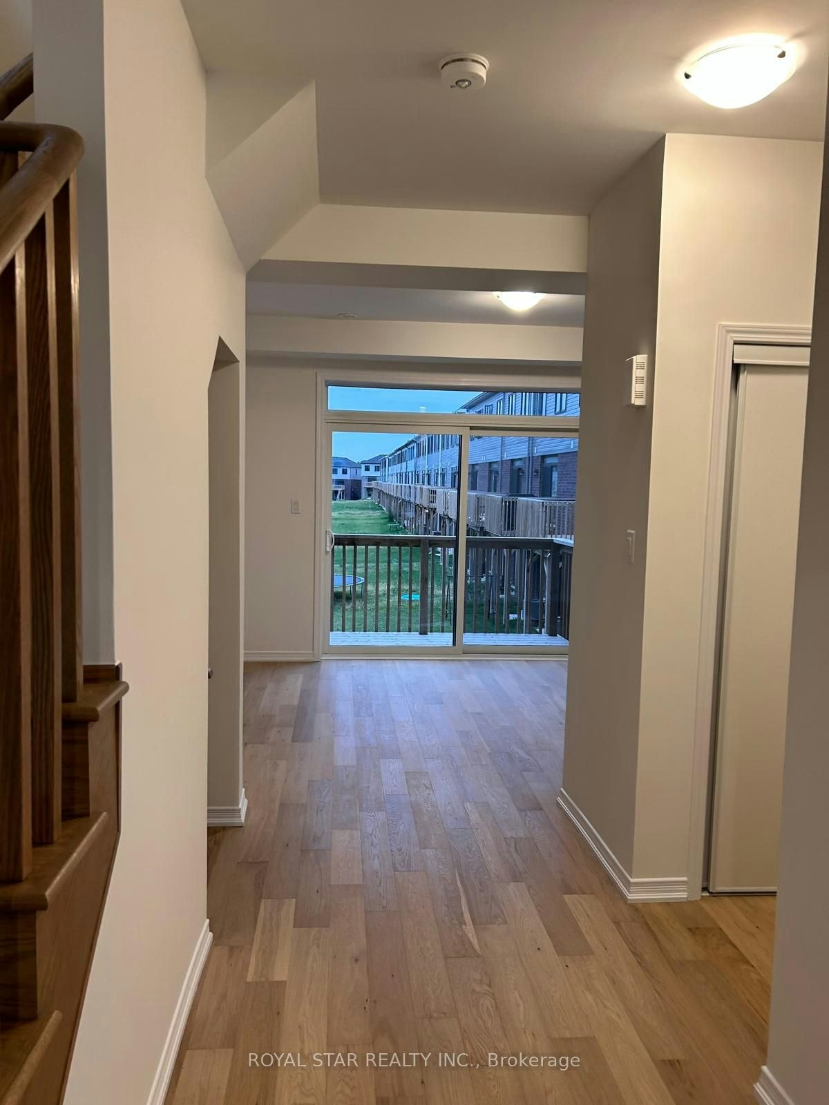 8 Baskett Street, Brantford, ON, N3T 5L5 - 3