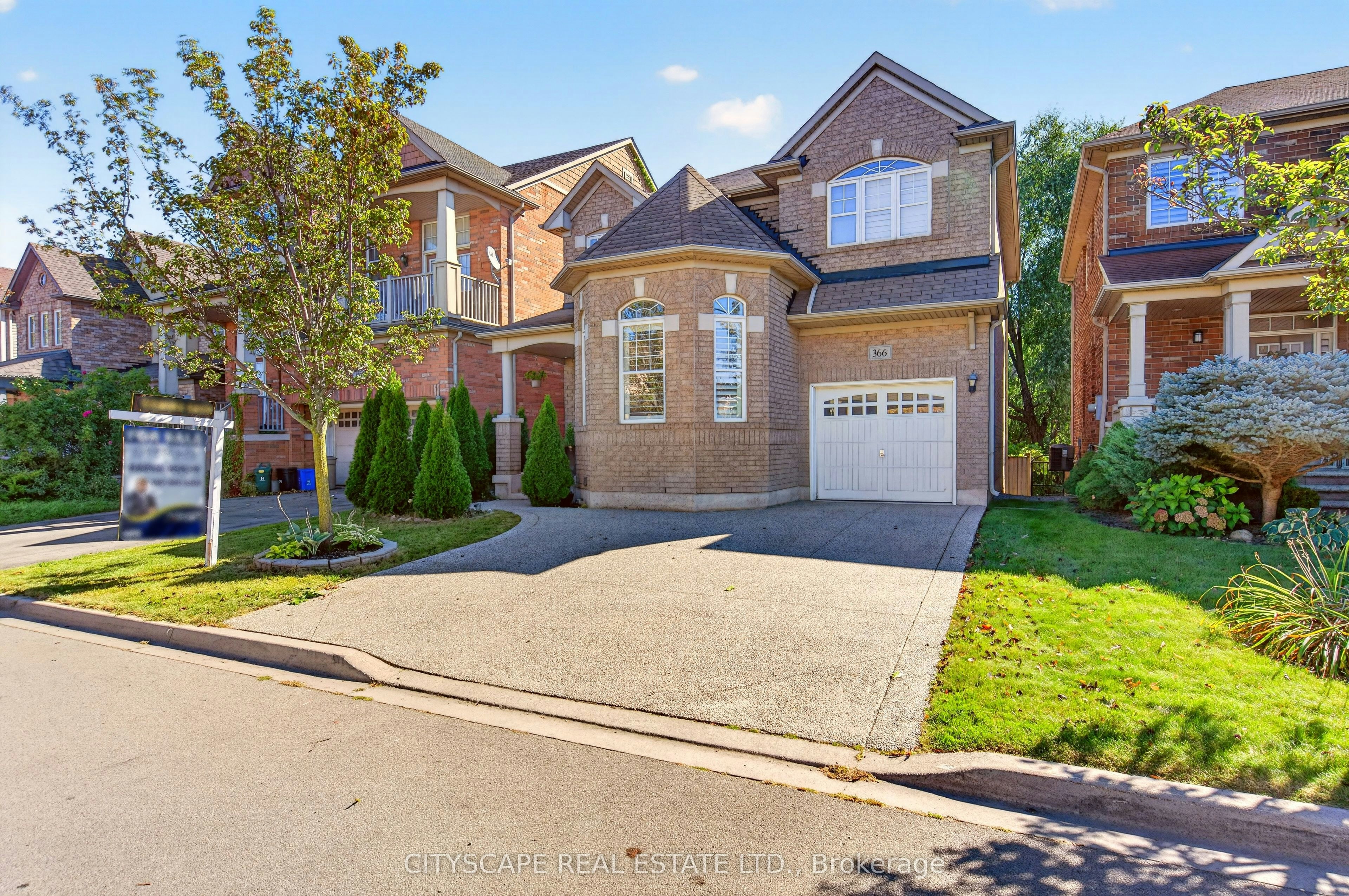 366 Montreal Circle, Hamilton, ON, L8E 0C7