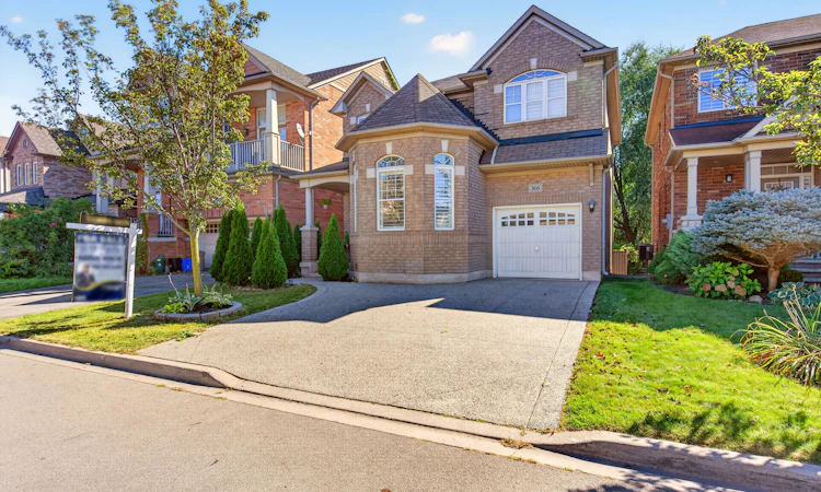 366 Montreal Circle