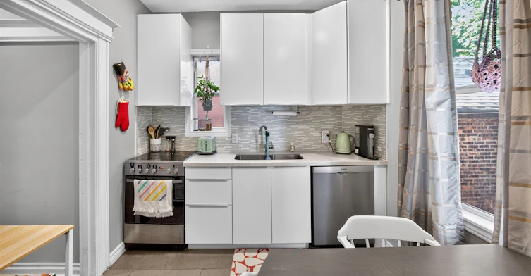 1-24 Locke Street S, Hamilton, ON, L8P 3Z8 - 11
