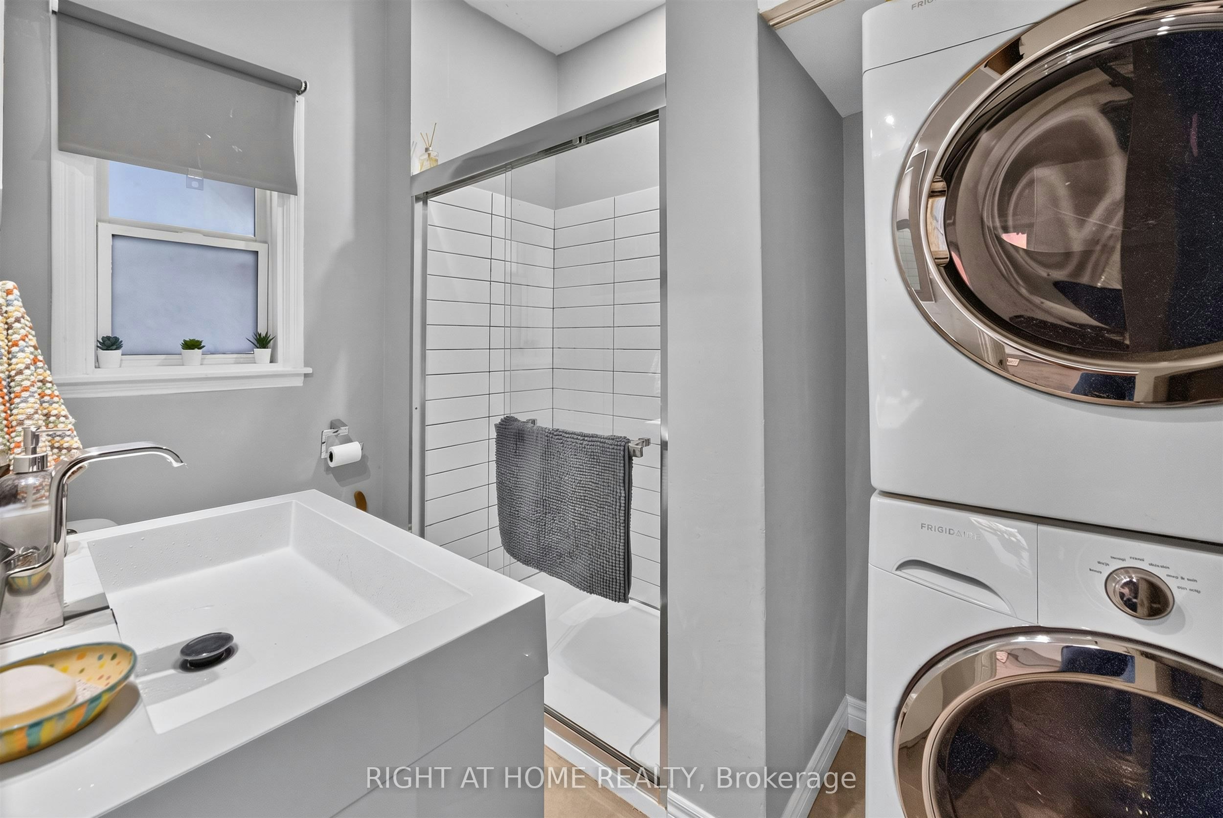 1-24 Locke Street S, Hamilton, ON, L8P 3Z8 - 19
