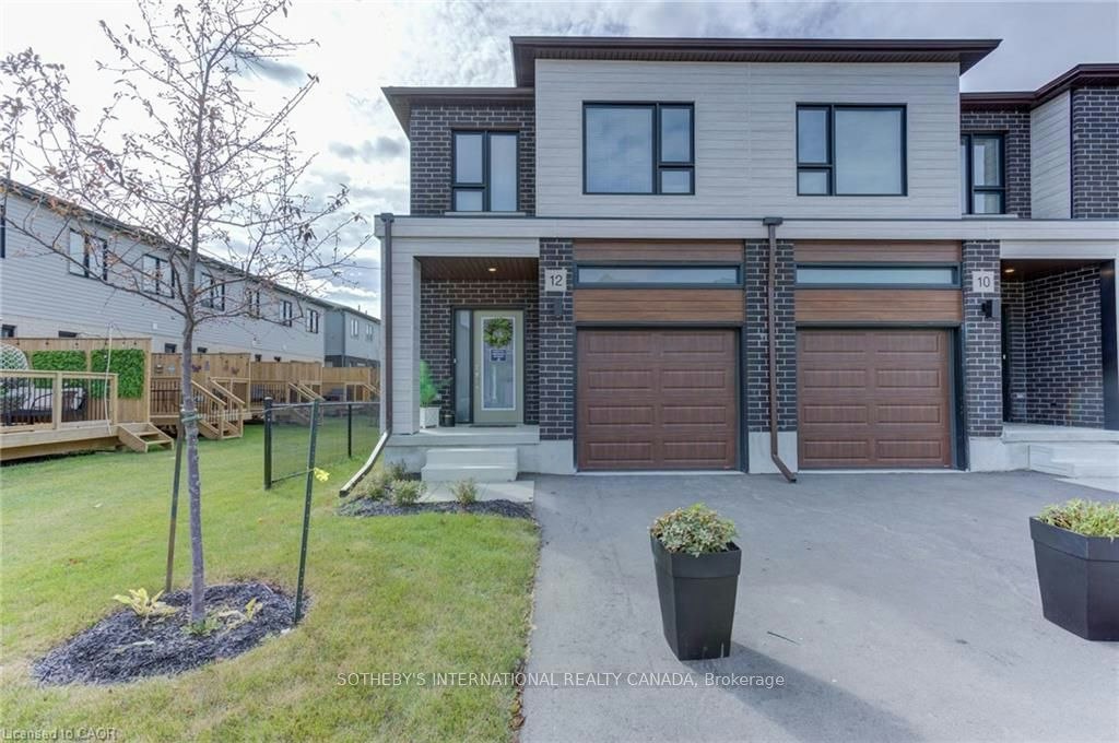 79Q-72 Bur Oak Common, Cambridge, ON, N1S 0G3
