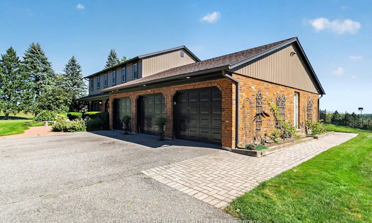 4 Highland Drive