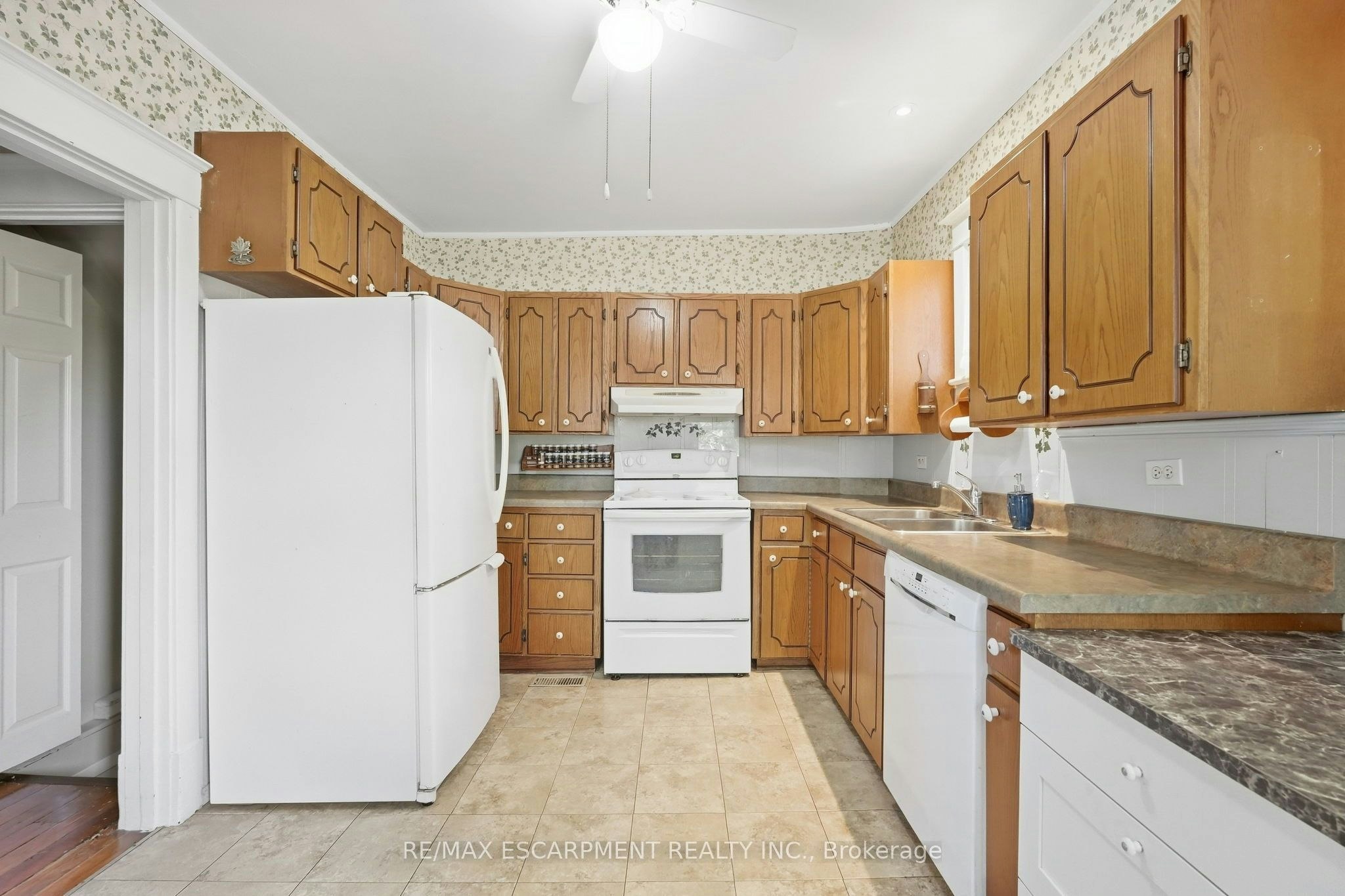 41 East 14th Street W, Hamilton, ON, L9A 4B3 - 19