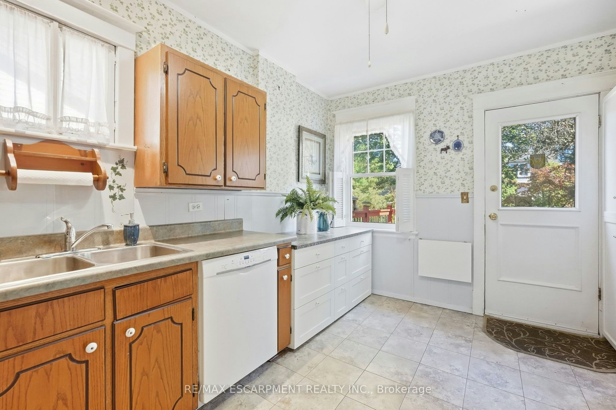 41 East 14th Street W, Hamilton, ON, L9A 4B3 - 20