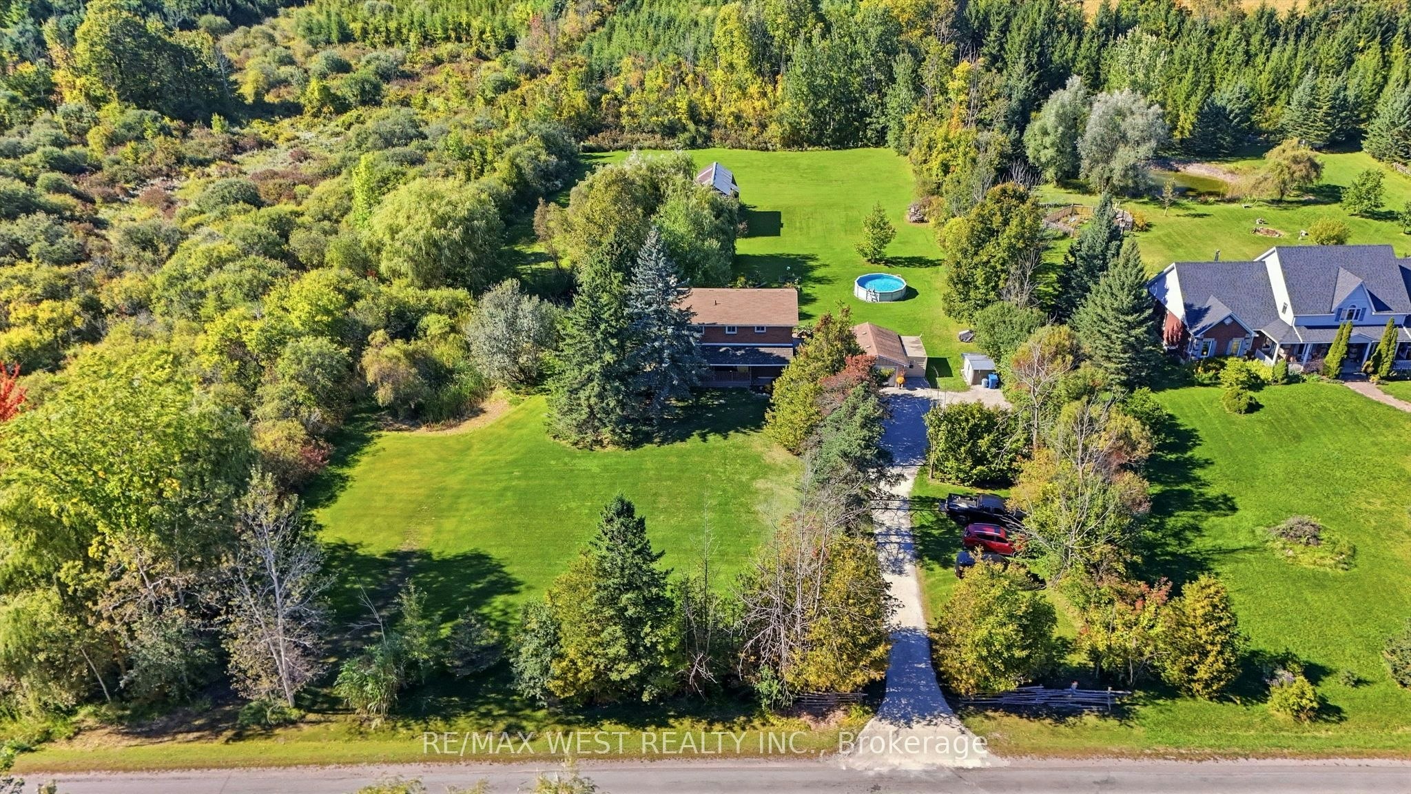 9244 Halton Erin Townline, Erin, ON, L7J 2L8