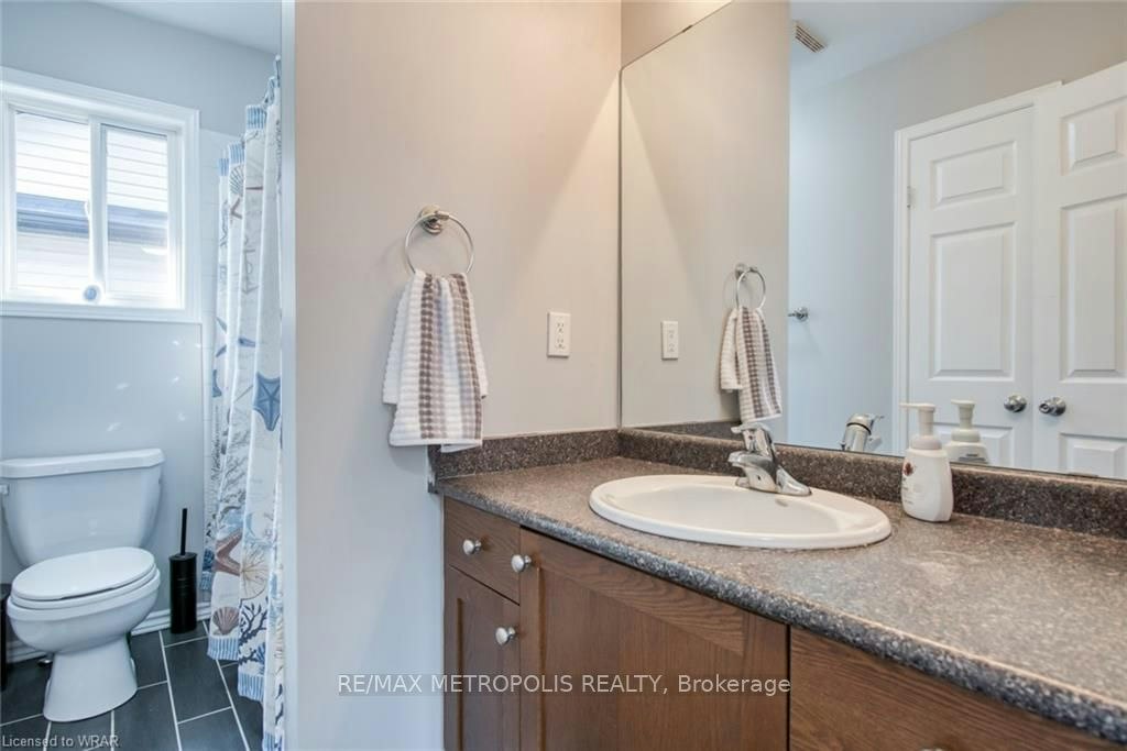 Upper-1369 Old Zeller Drive, Kitchener, ON, N2A 0C6 - 15