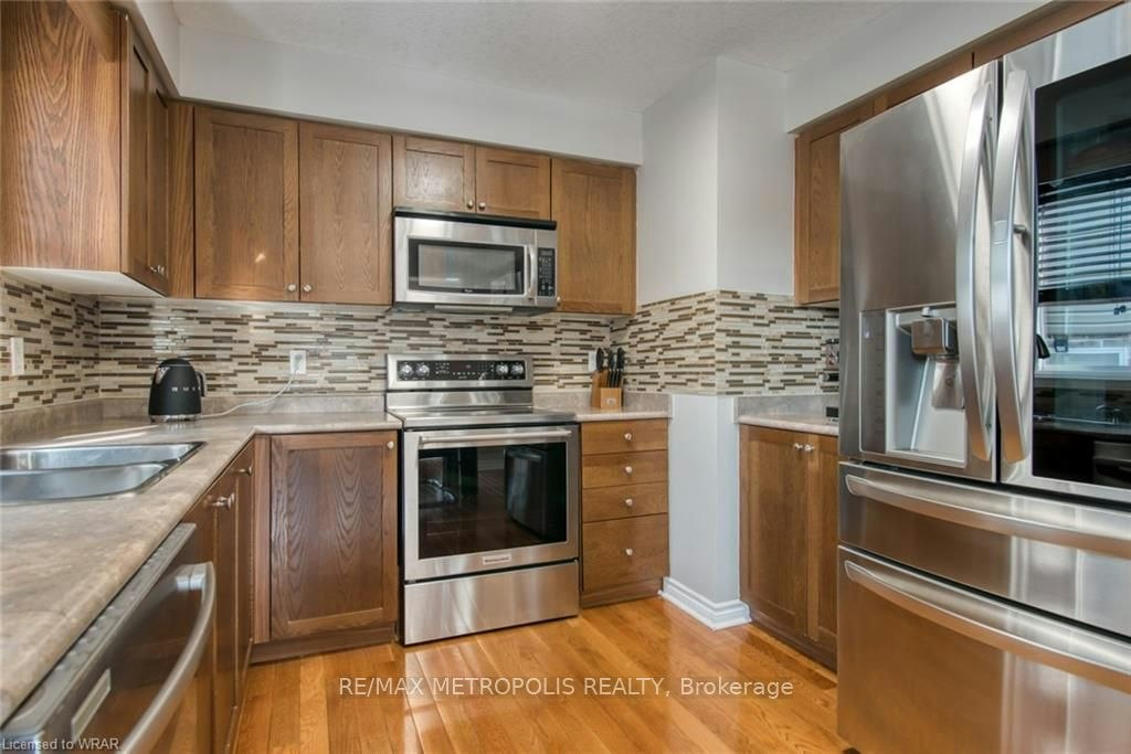 Upper-1369 Old Zeller Drive, Kitchener, ON, N2A 0C6 - 12