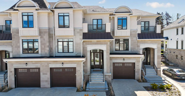 9-11 Bay Street, Blue Mountains, ON, N0H 2P0 - 2