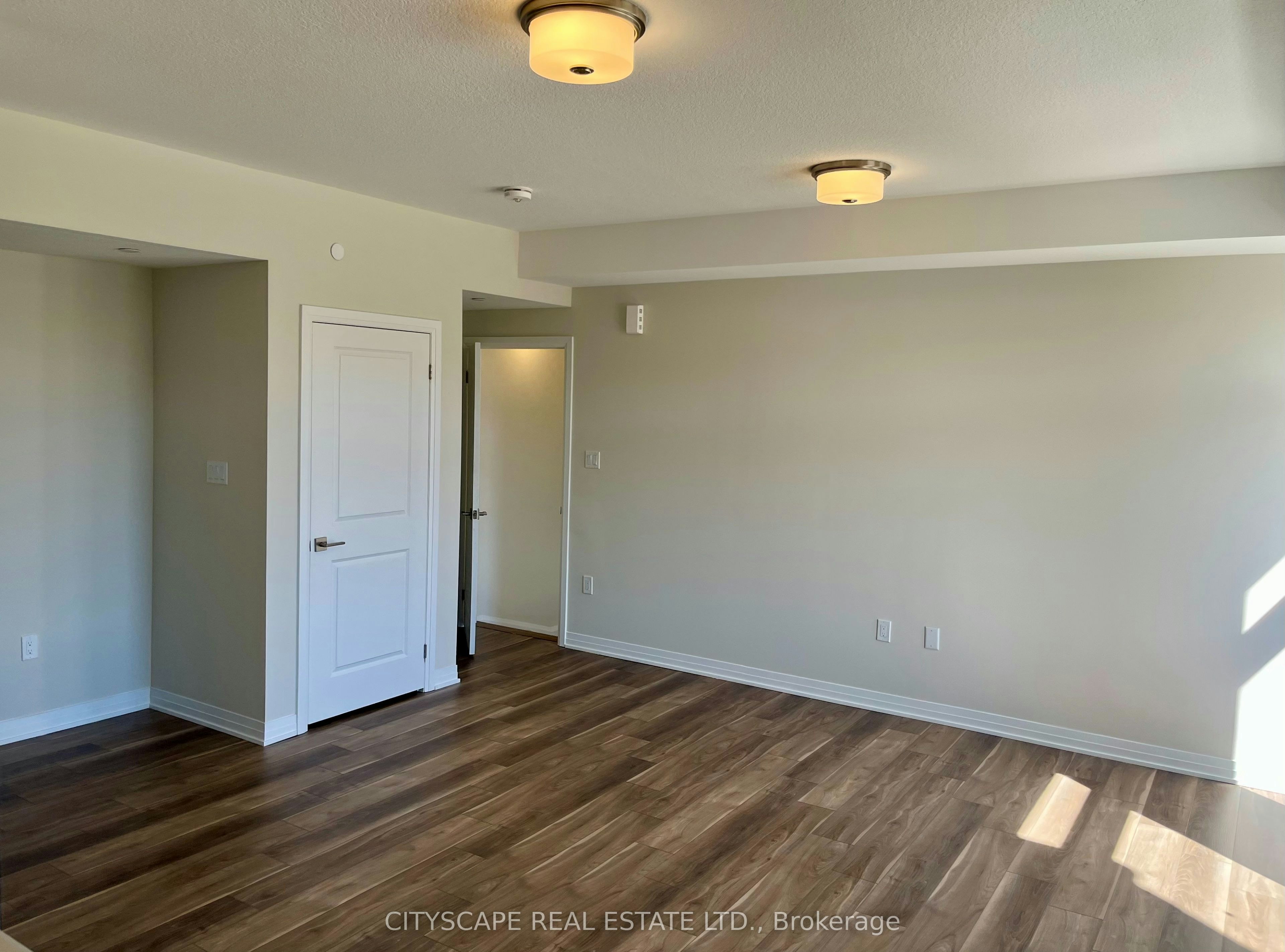 941 North Waterdown Drive, Hamilton, ON, L8B 1W3 - 5