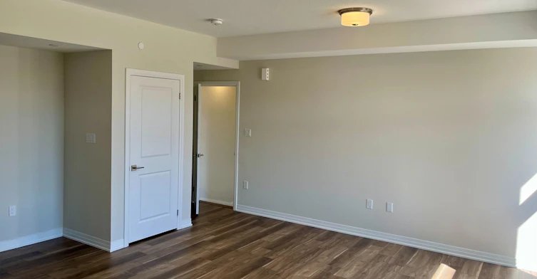 941 North Waterdown Drive, Hamilton, ON, L8B 1W3 - 5