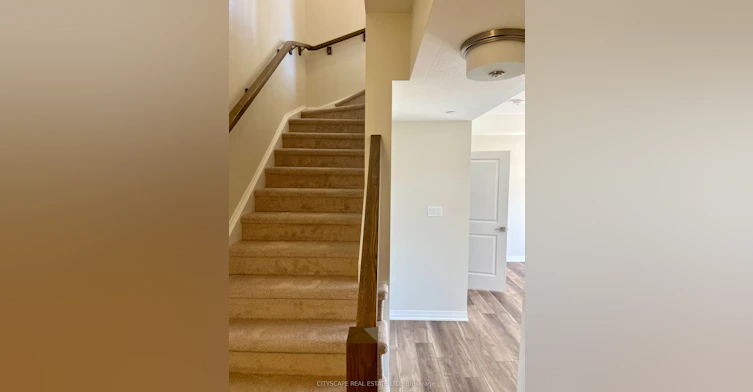 941 North Waterdown Drive, Hamilton, ON, L8B 1W3 - 9