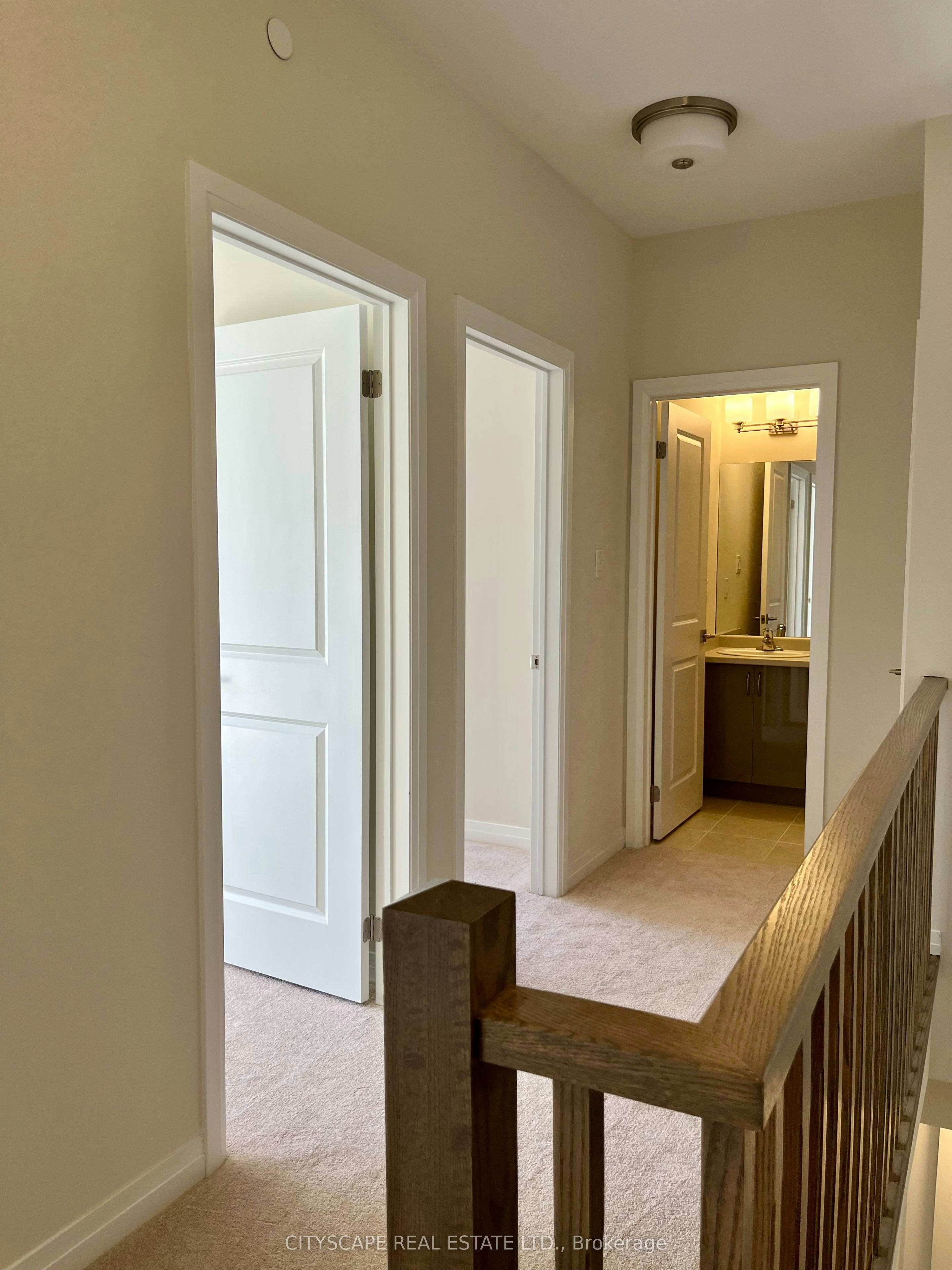 941 North Waterdown Drive, Hamilton, ON, L8B 1W3 - 10