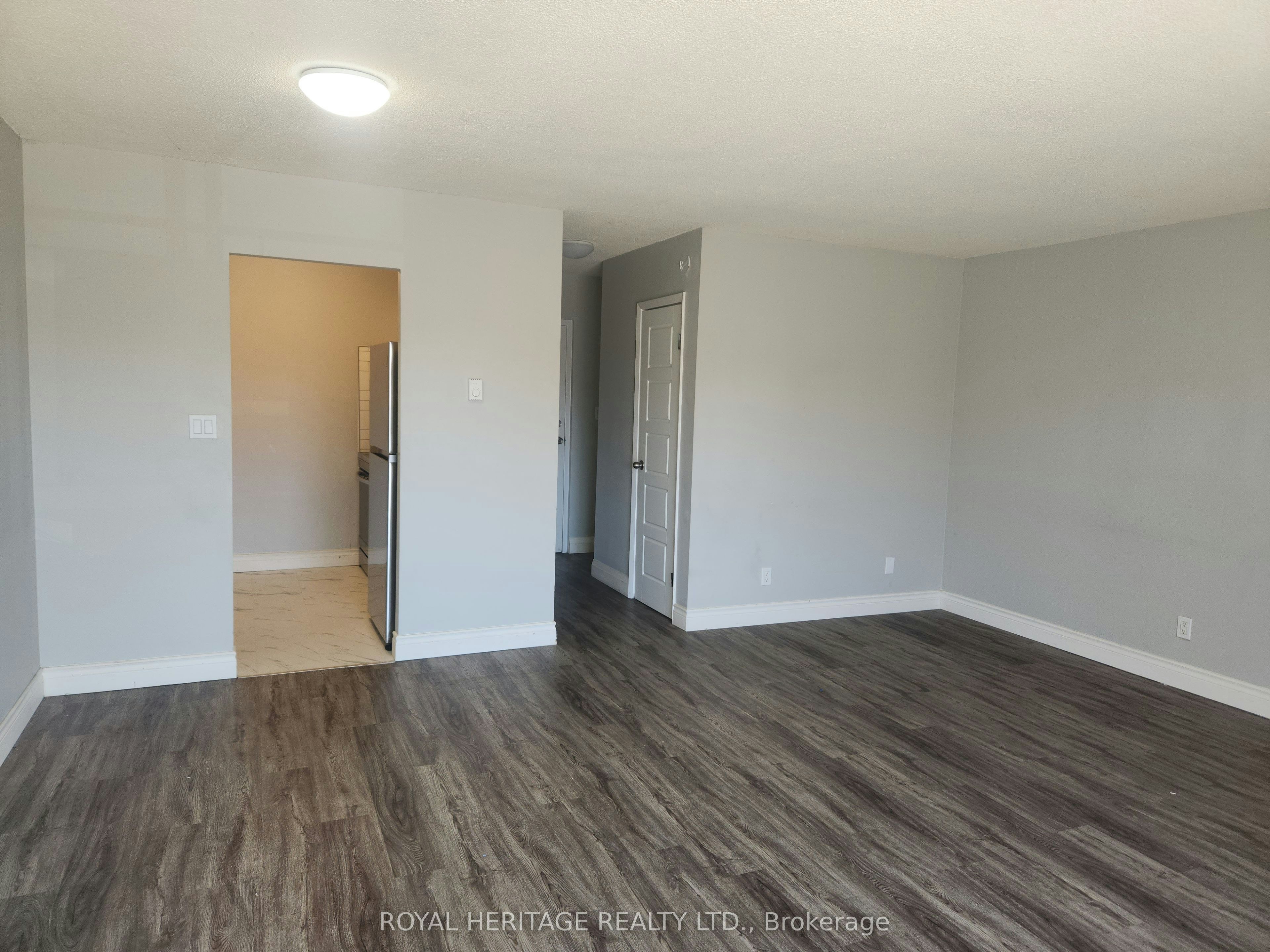 8800 Willoughby Drive, Niagara Falls, ON, L2G 6X8 - 3
