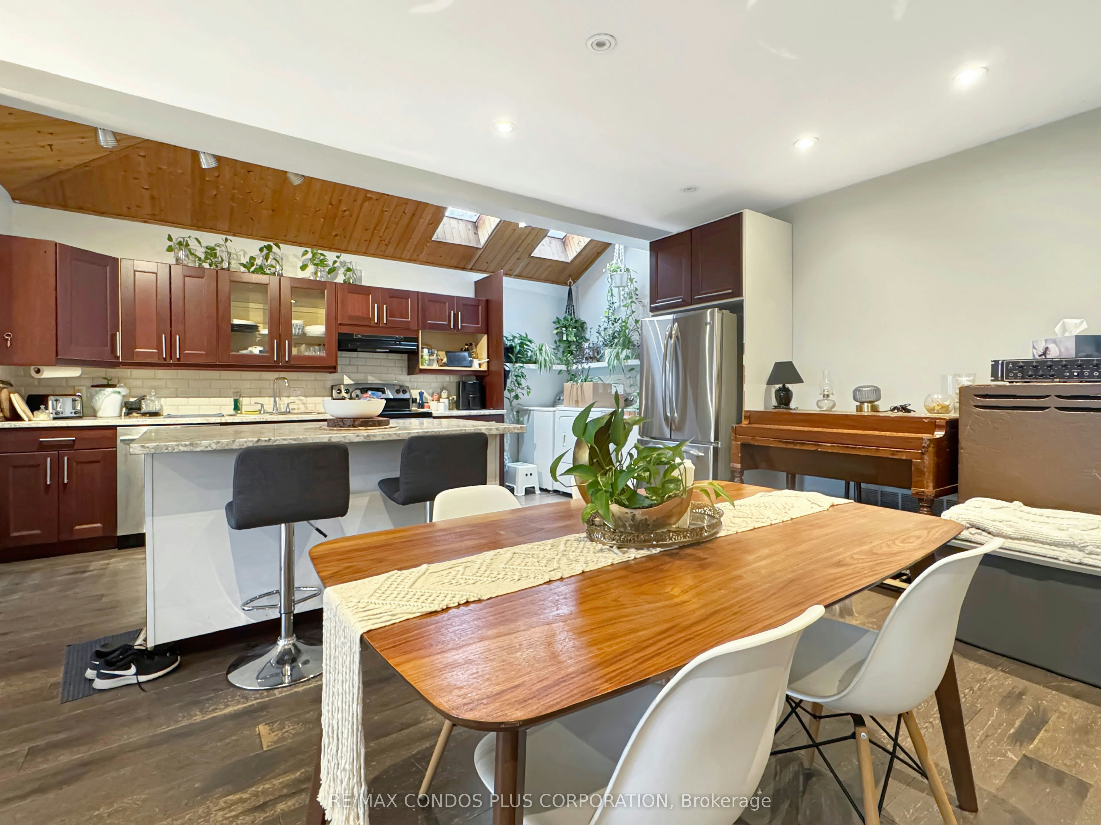 869 Beach Boulevard, Hamilton, ON, L8H 6Z5 - 7