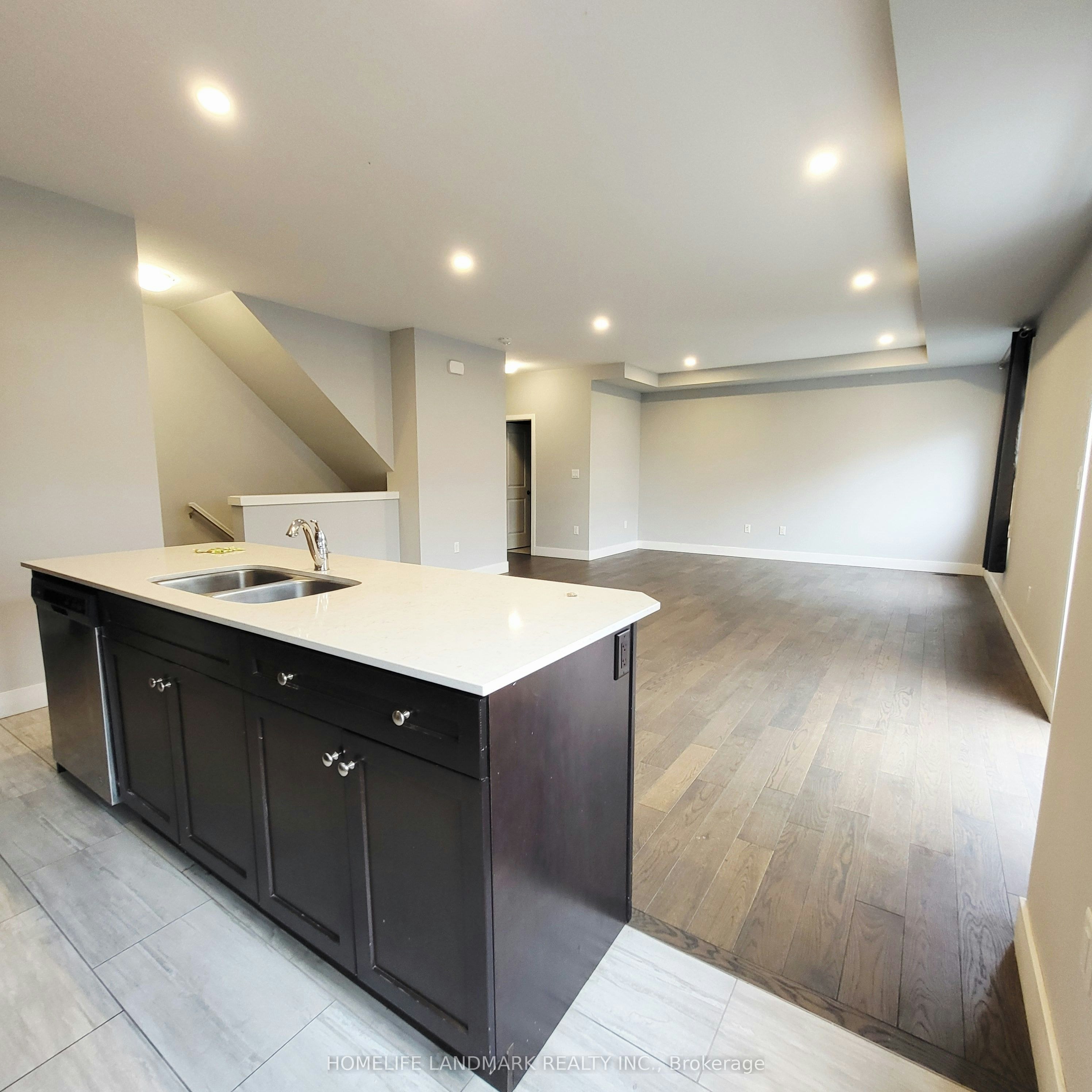 60-1960 Dalmagarry Road, London, ON, N6G 0T8 - 5