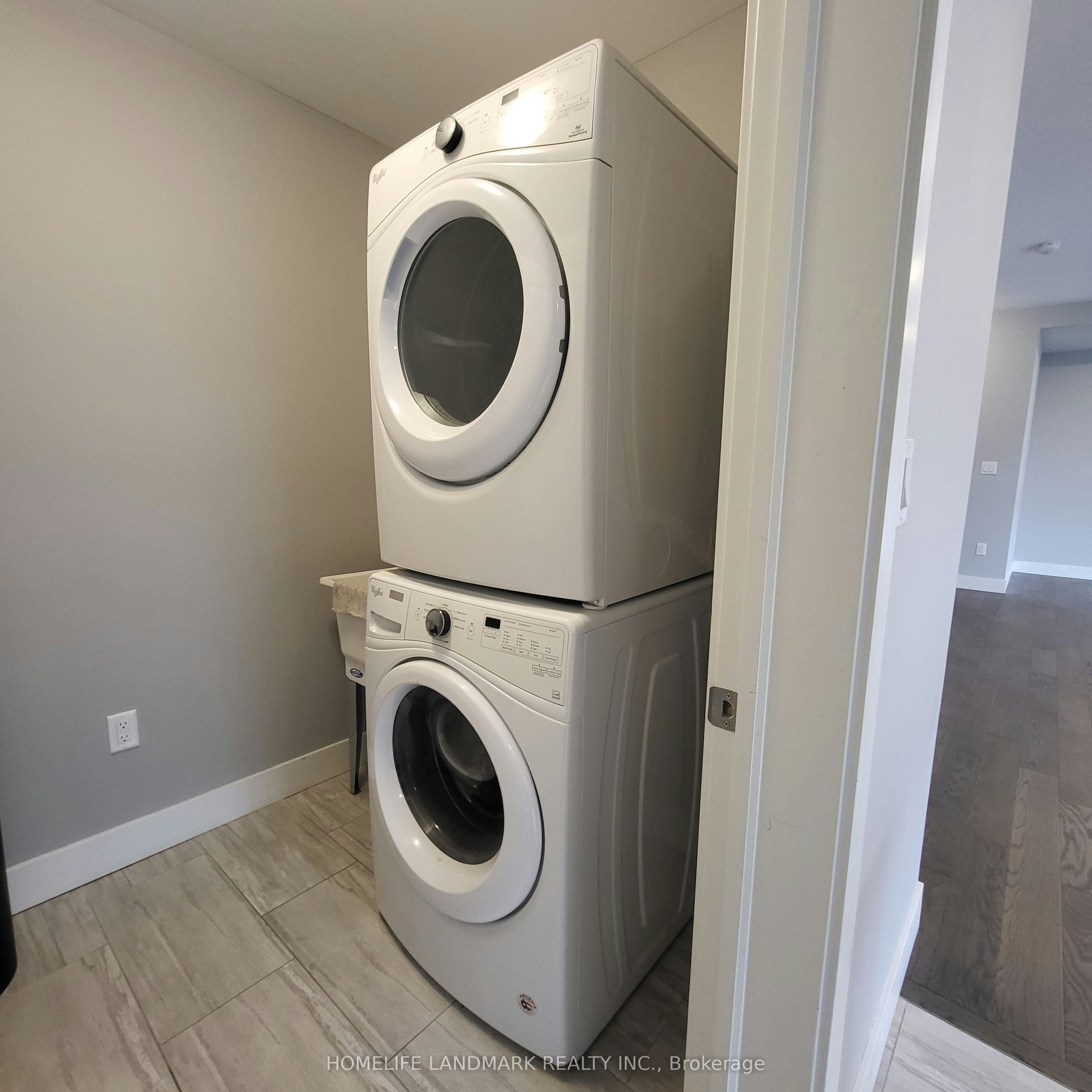 60-1960 Dalmagarry Road, London, ON, N6G 0T8 - 11