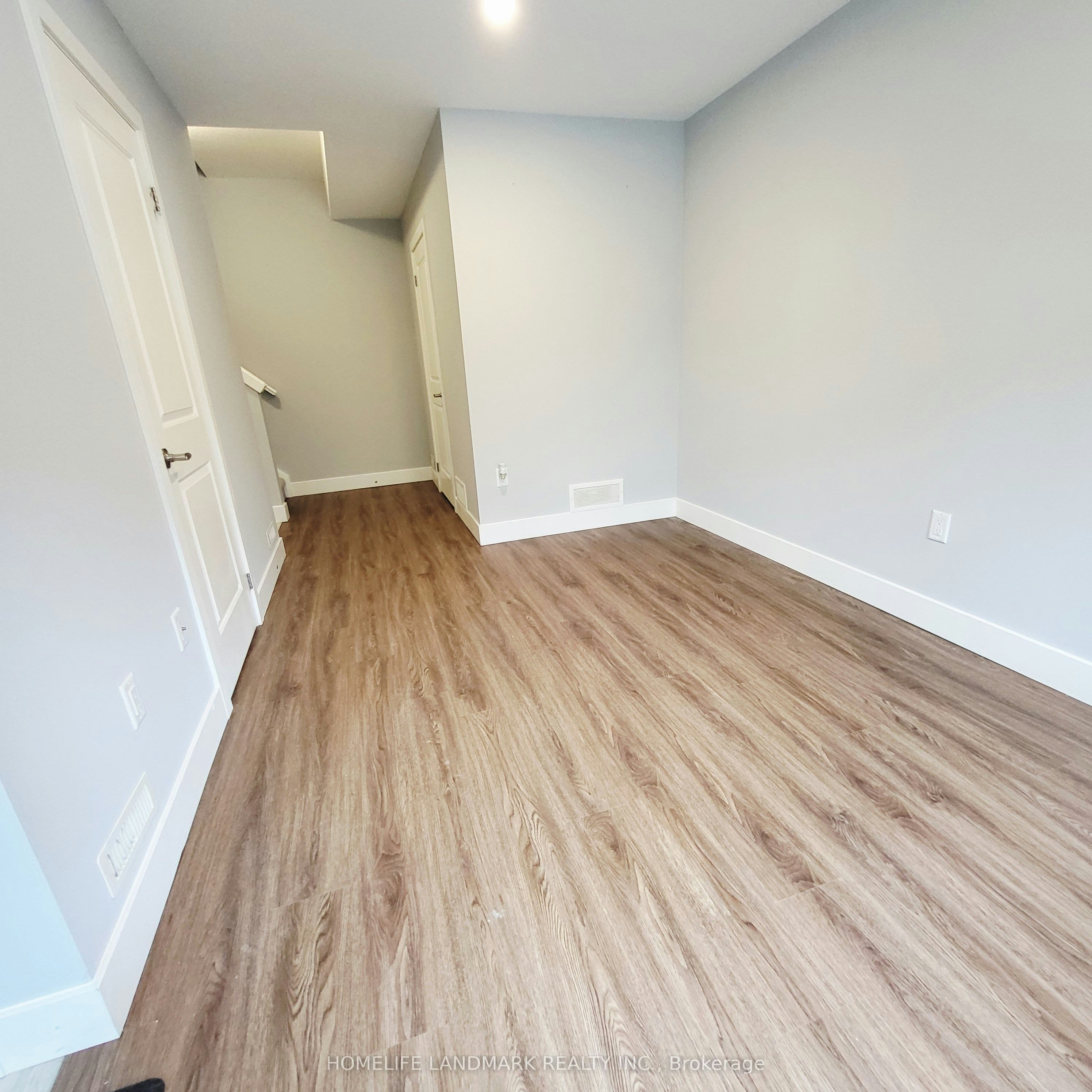 60-1960 Dalmagarry Road, London, ON, N6G 0T8 - 2