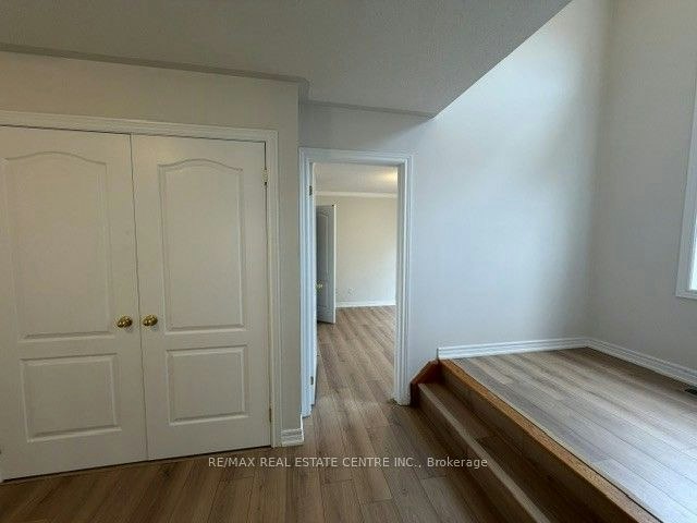 16 Panorama Way, Hamilton, ON, L8E 6C6 - 19