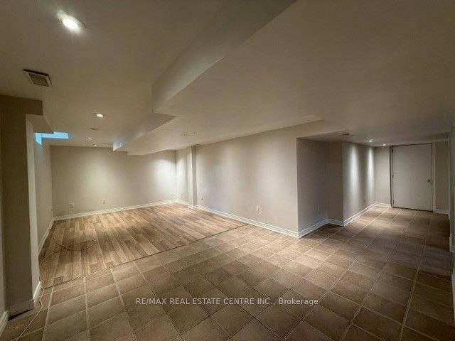 16 Panorama Way, Hamilton, ON, L8E 6C6 - 31