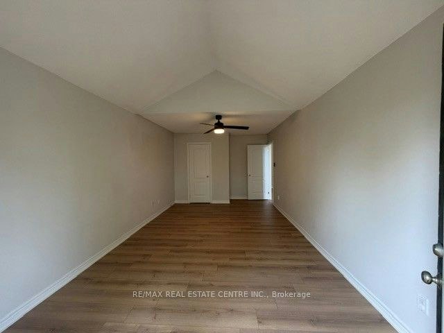 16 Panorama Way, Hamilton, ON, L8E 6C6 - 17