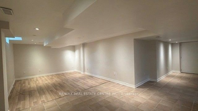 16 Panorama Way, Hamilton, ON, L8E 6C6 - 30