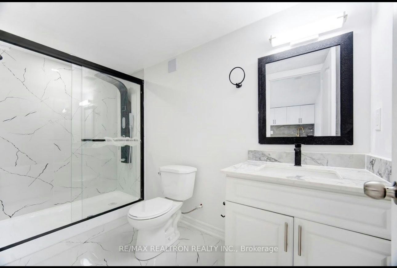 29 Court Lane, London, ON, N5W 5M6 5