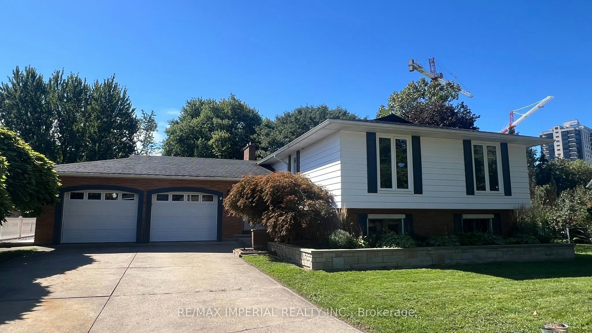4 Pyramid Place, St. Catharines, ON, L2T 2N7