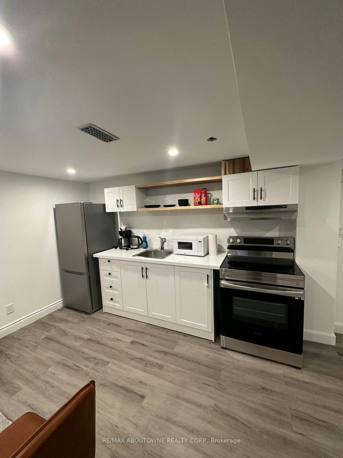lower-66 Wellington Street S, Hamilton, ON, L8N 2R1 - 11