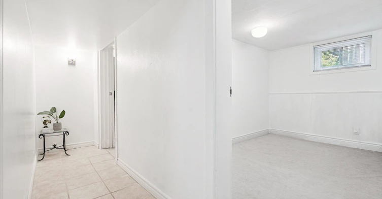 Lower-105 Glenridge Avenue, St. Catharines, ON, L2R 4X5 - 32