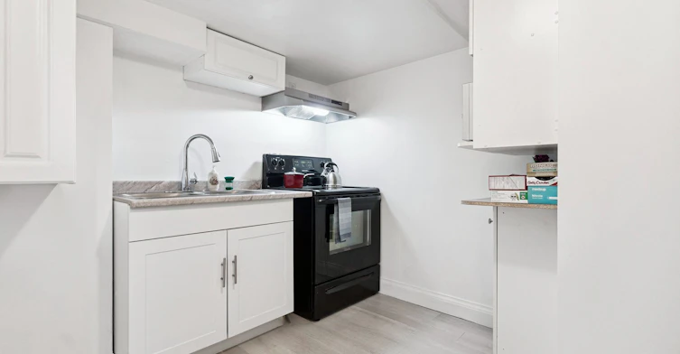Lower-105 Glenridge Avenue, St. Catharines, ON, L2R 4X5 - 27