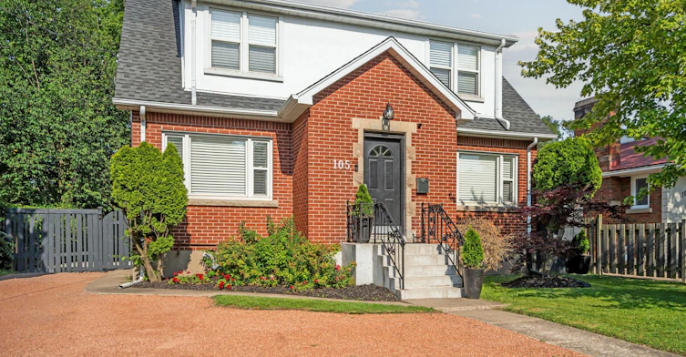 Bi-level Unit-105 Glenridge Avenue, St. Catharines, ON, L2R 4X5 - 44