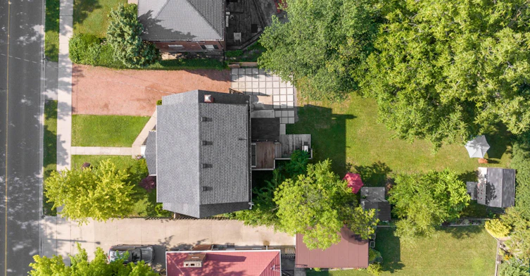 Bi-level Unit-105 Glenridge Avenue, St. Catharines, ON, L2R 4X5 - 24