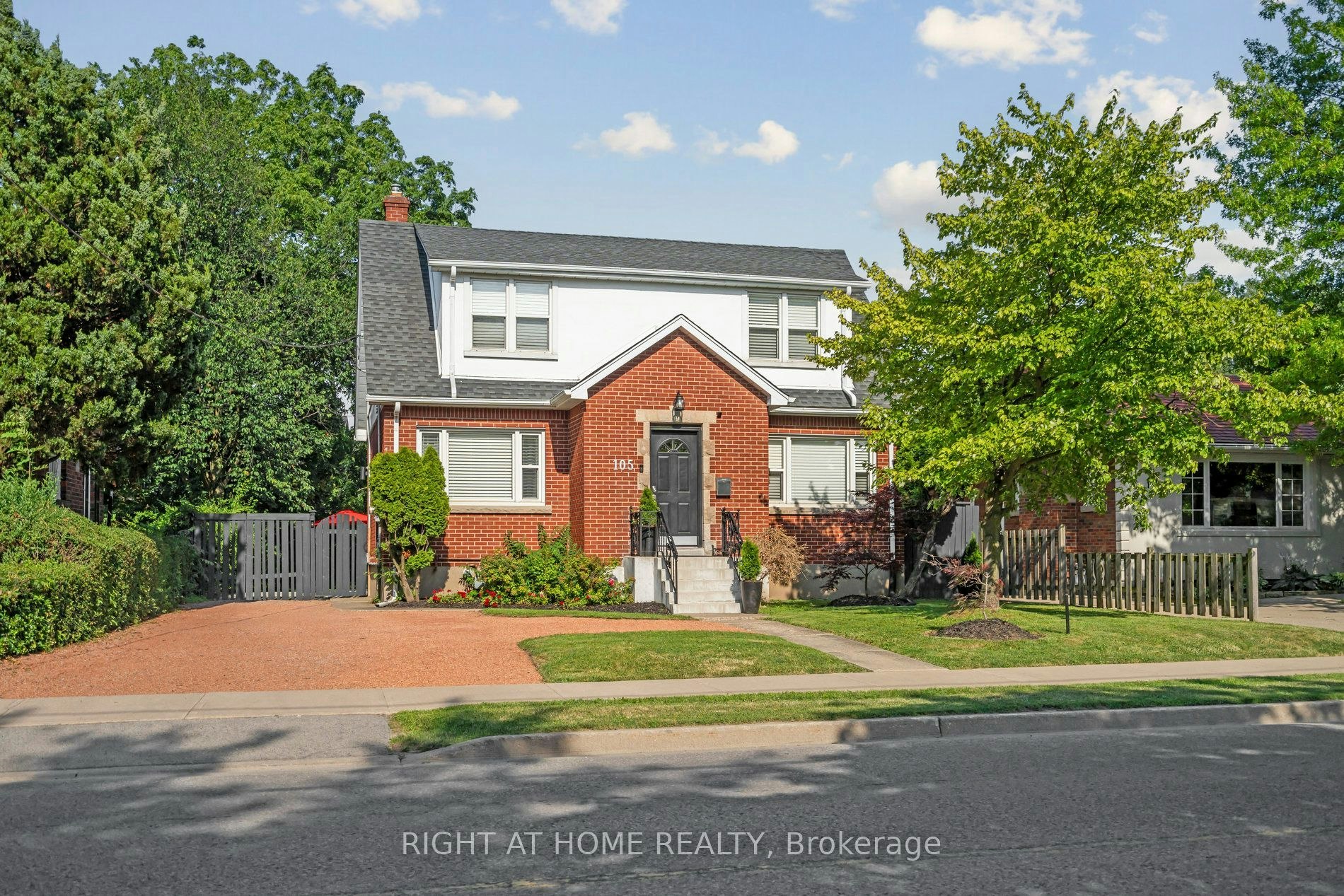 Bi-level Unit-105 Glenridge Avenue, St. Catharines, ON, L2R 4X5 - 42