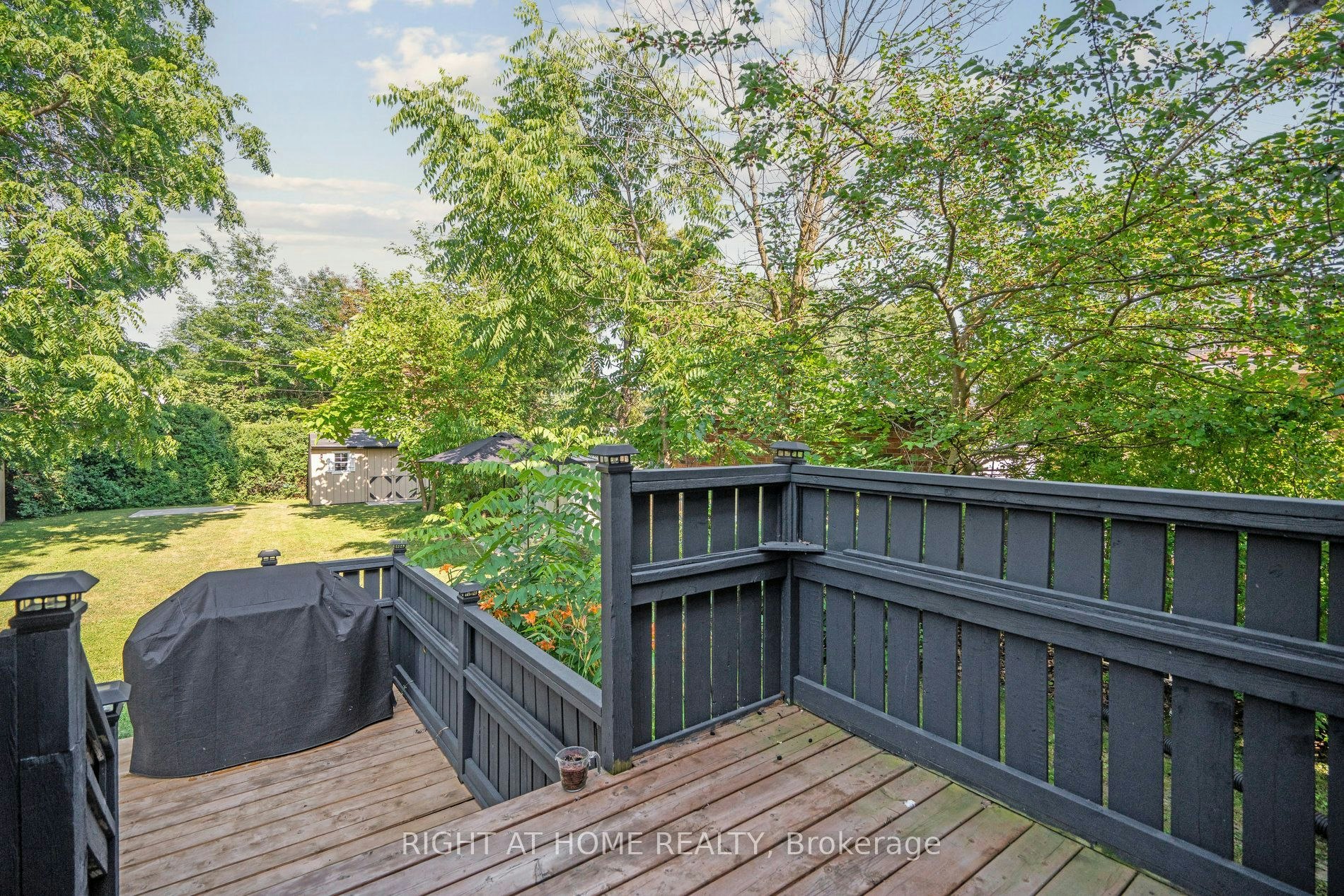 Bi-level Unit-105 Glenridge Avenue, St. Catharines, ON, L2R 4X5 - 15