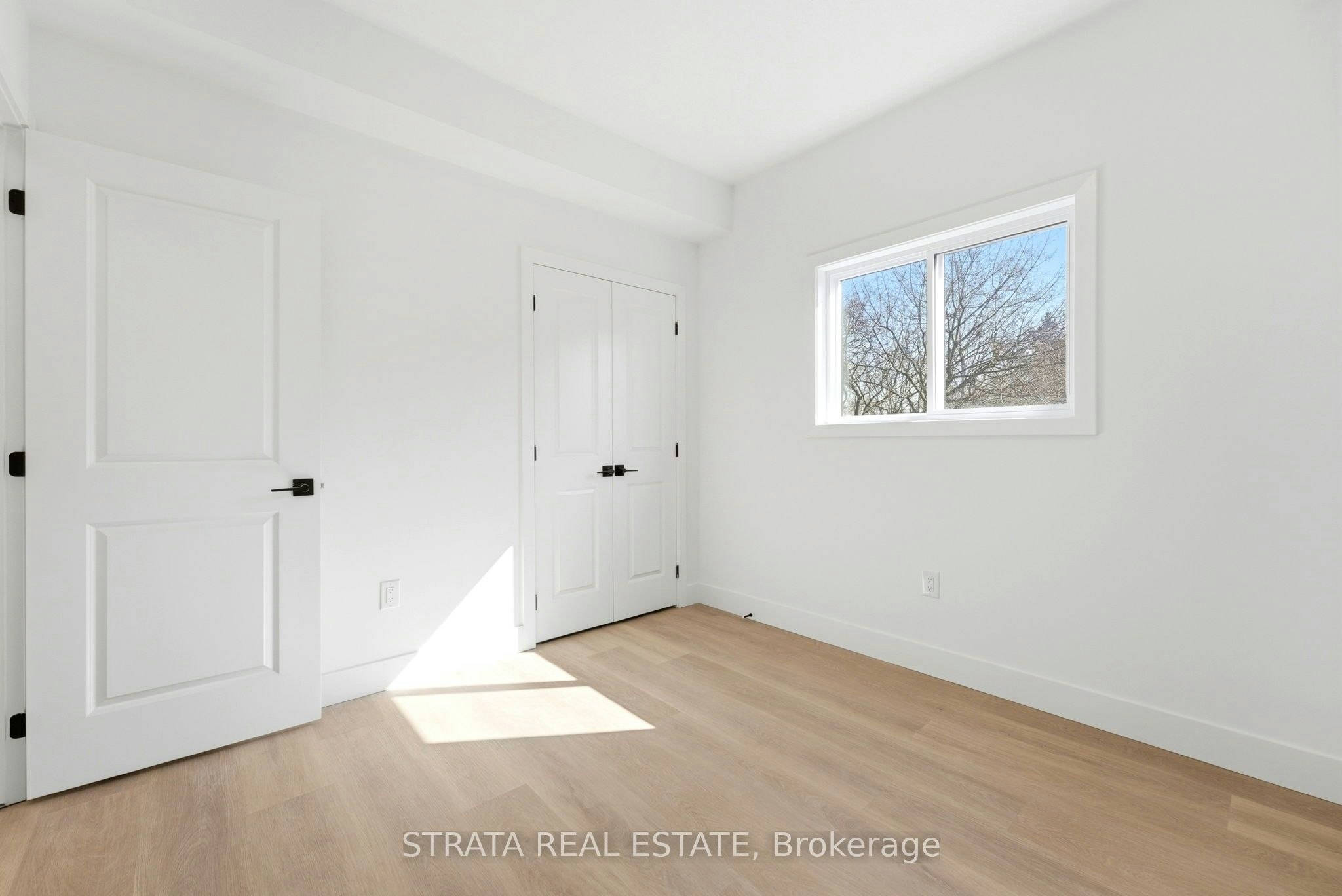 108 Briscoe Street E, London, ON, N6C 1X2 - 10