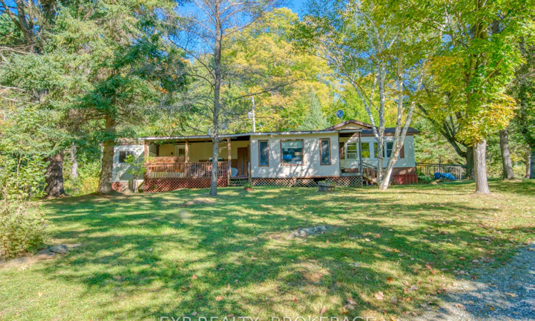 4050 Elphin Maberly Road