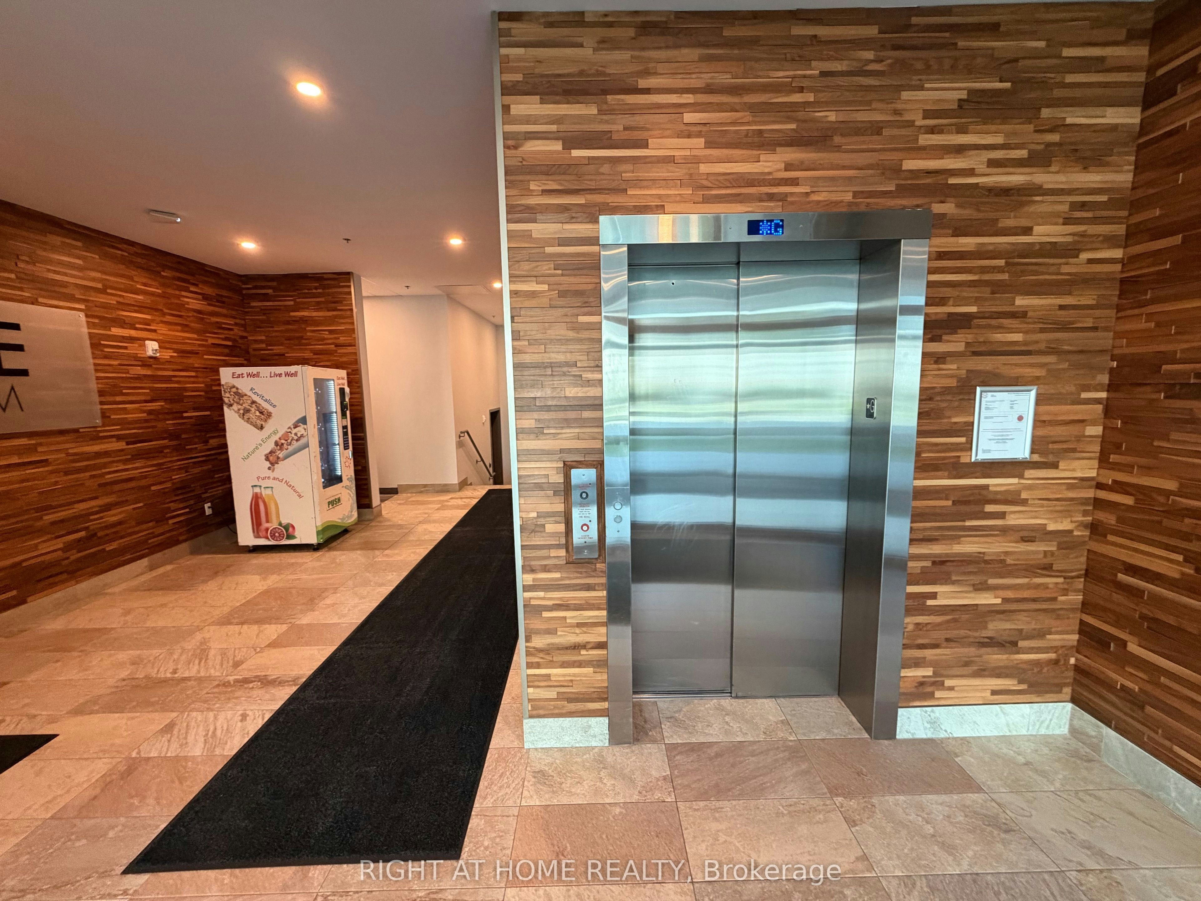 713-250 Albert Street, Waterloo, ON, N2L 0H5 - 20