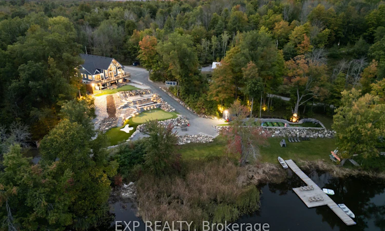527 Pine Point Lane