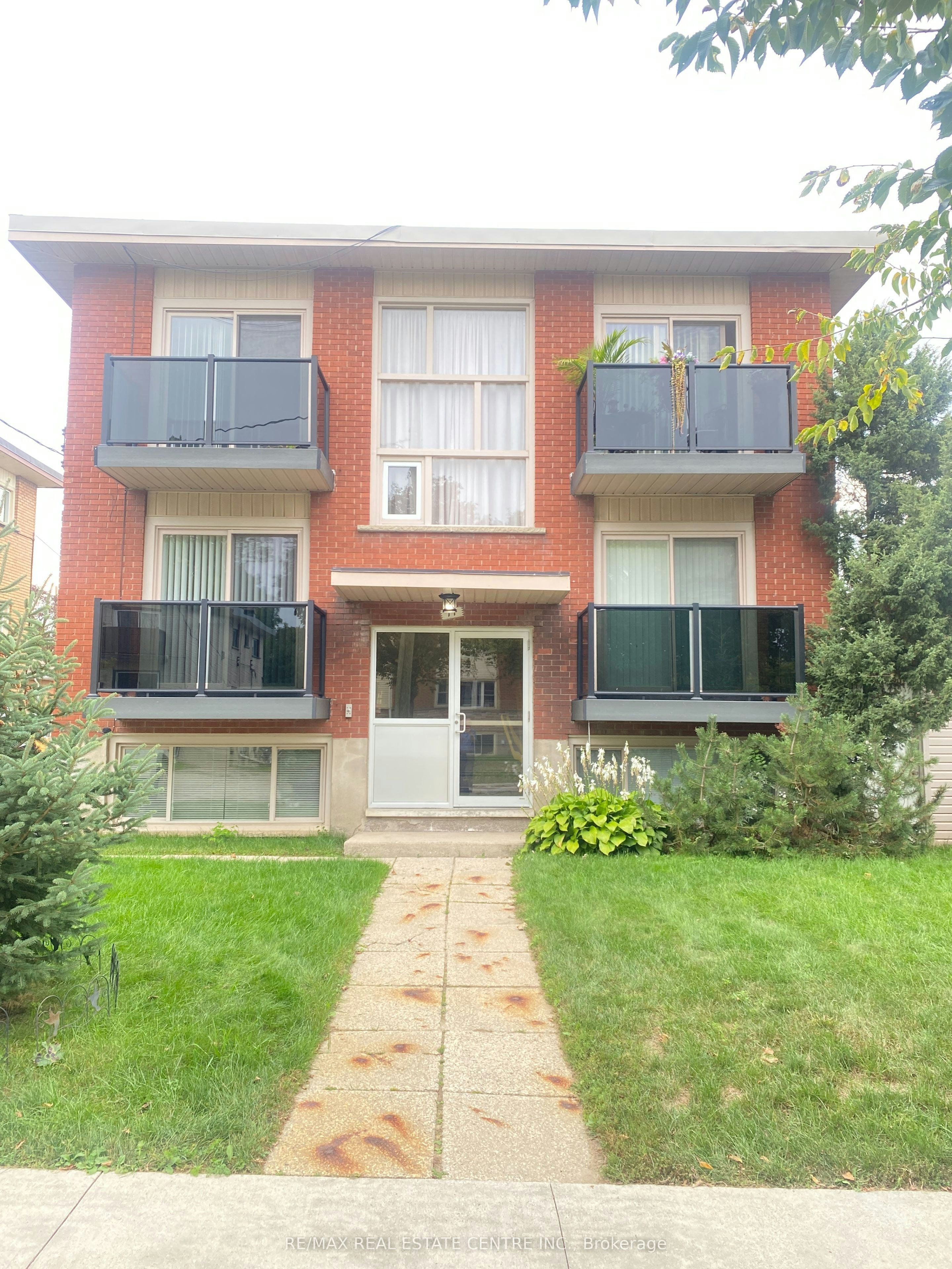3-11 Southdale Avenue, Kitchener, ON, N2M 3V4